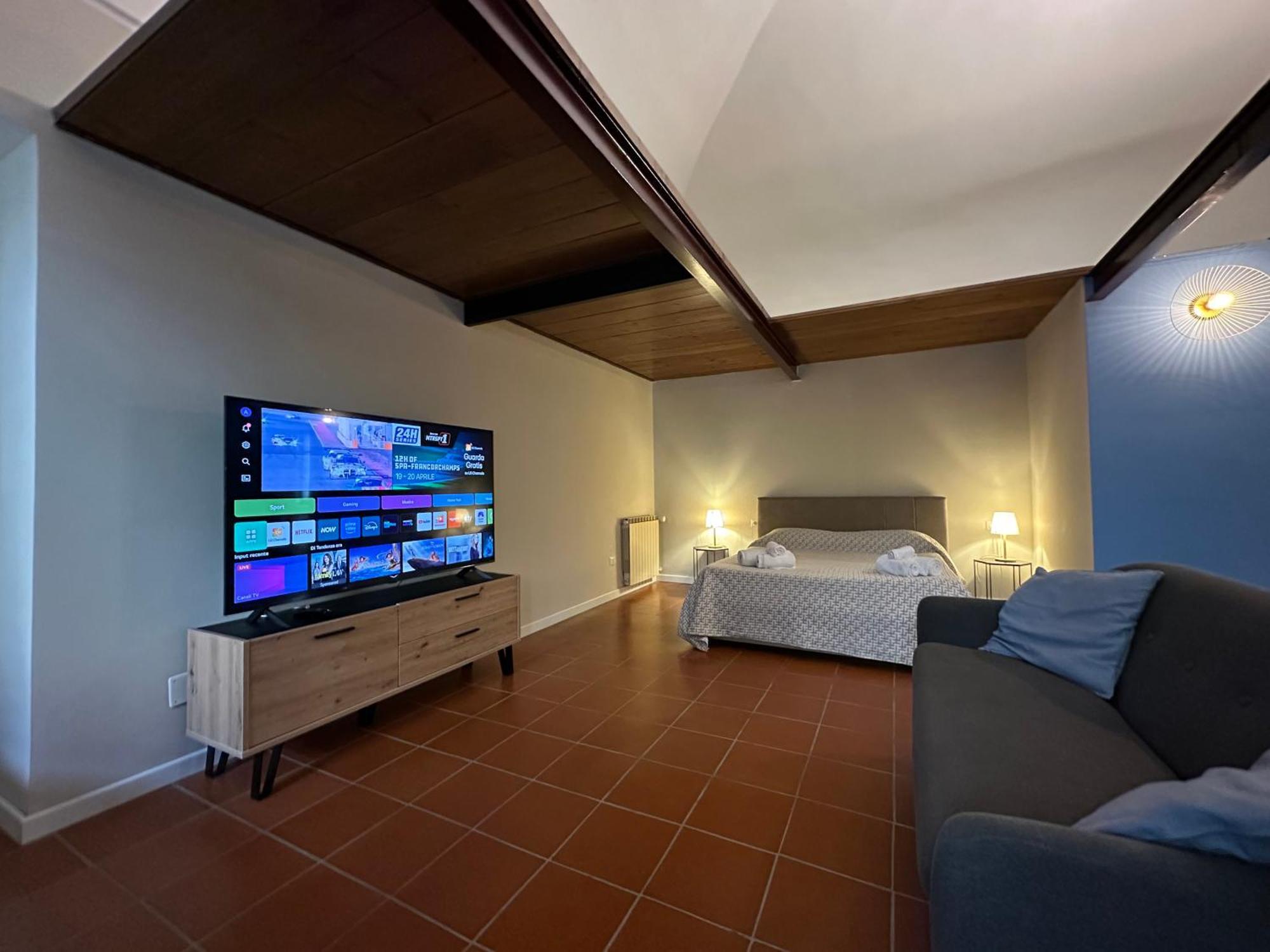 Center One By Cinelli Apartment فيرتشيلي المظهر الخارجي الصورة